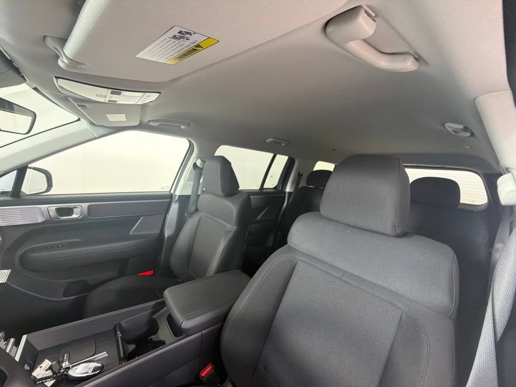 New 2027 Hyundai Santa Fe SE FWD image 17
