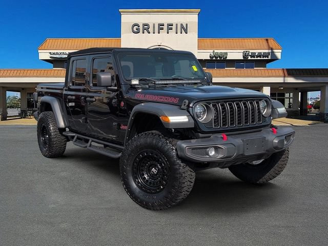 Used 2024 Jeep Gladiator Rubicon w/ Safety Group AWD/4WD image 2