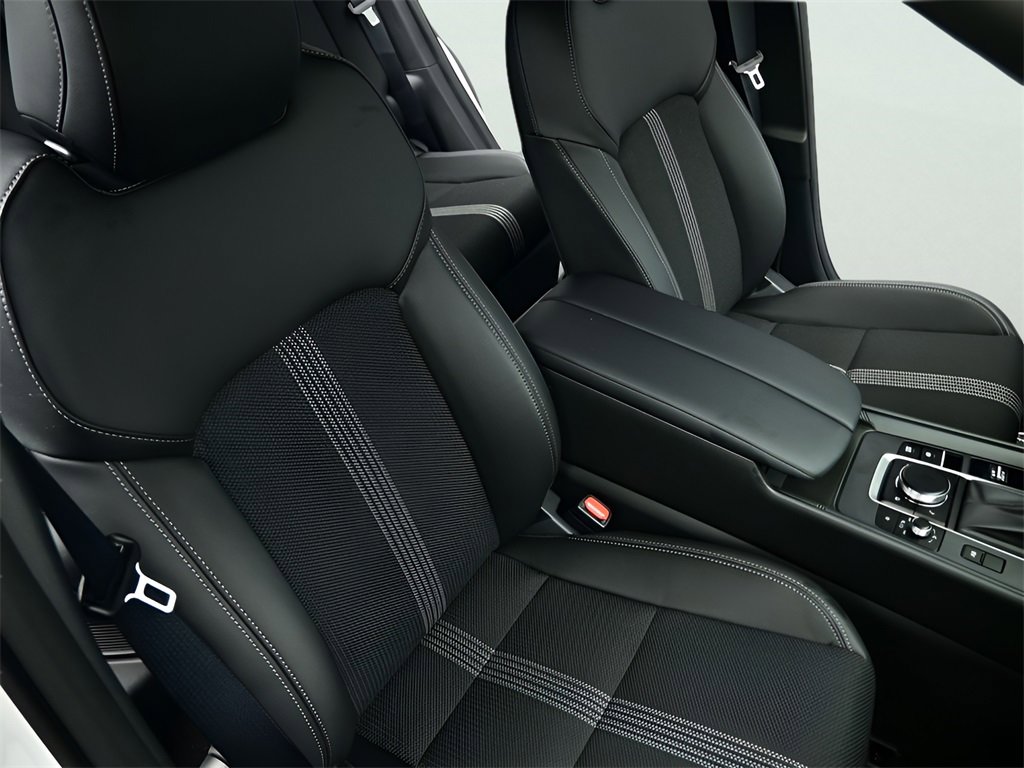 Certified 2025 MAZDA CX-50 2.5 Hybrid w/ Preferred Pkg image 36