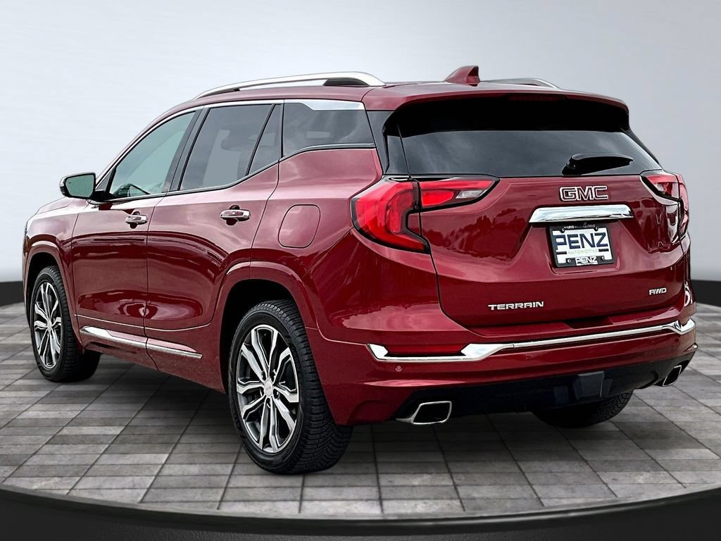 Used 2019 GMC Terrain Denali w/ Advanced Safety Package AWD/4WD image 5