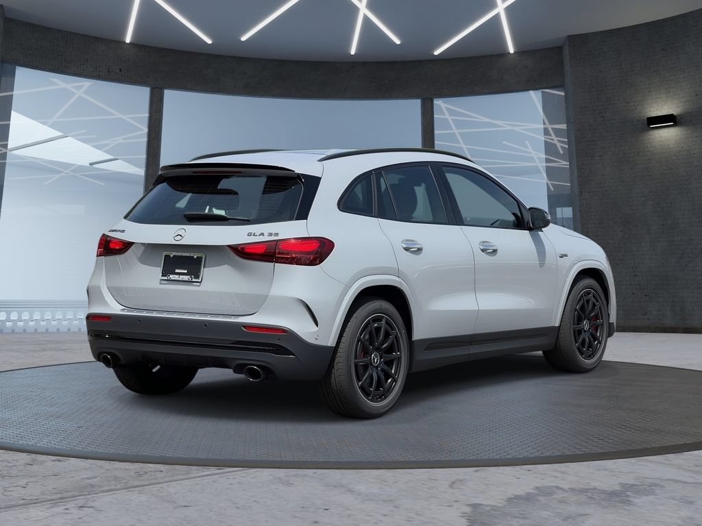 New 2026 Mercedes-Benz GLA 35 AMG 4MATIC image 4