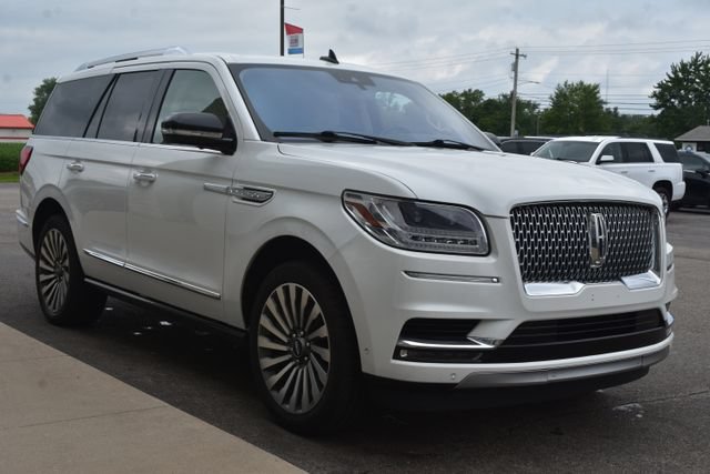 Used 2020 Lincoln Navigator Reserve w/ Luxury Package AWD/4WD image 16