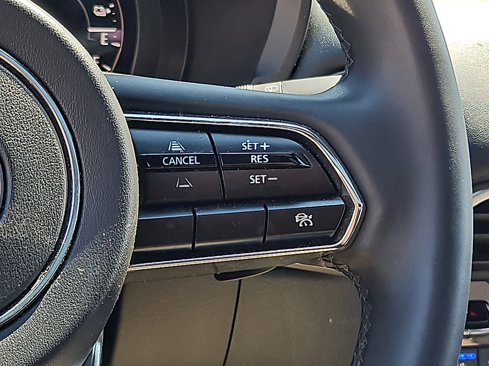 Used 2024 MAZDA CX-90 Plug-In Hybrid w/ Premium Plus AWD/4WD image 23