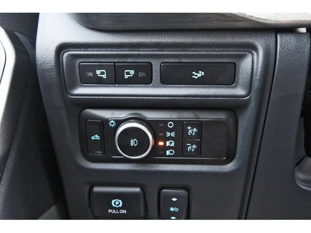 Used 2023 Ford F150 Lariat AWD/4WD image 19