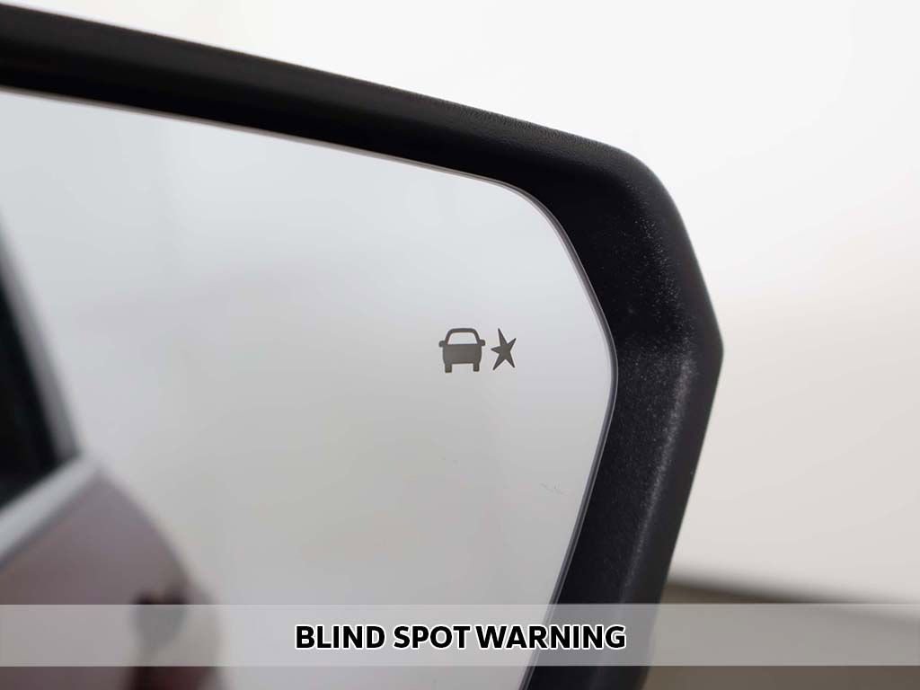 Used 2019 Chevrolet Equinox LT image 3