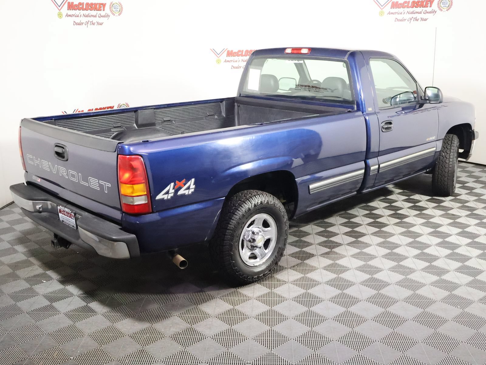Used 1999 Chevrolet Silverado 1500 4x4 Regular Cab w/ Exterior Appearance Pkg image 4