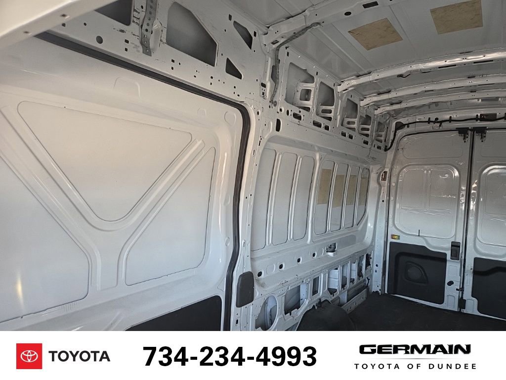 Used 2020 Ford Transit 250 148 High Roof Extended image 12