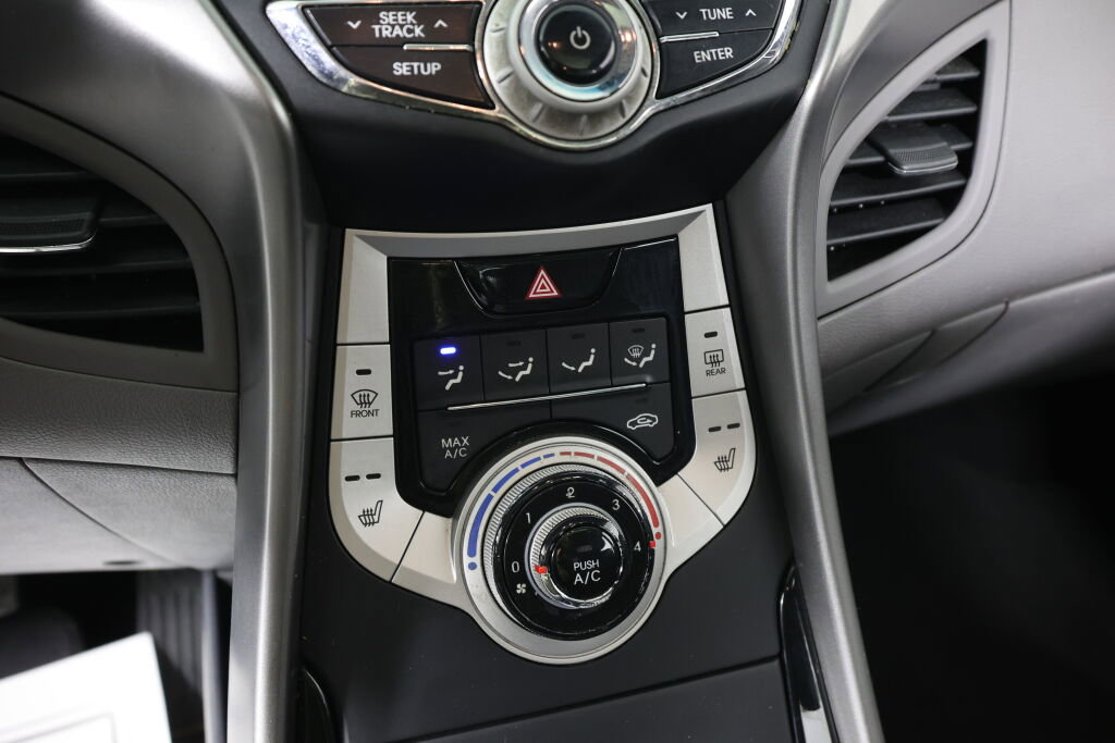 Used 2012 Hyundai Elantra Limited w/ Technology Pkg 5 FWD image 36