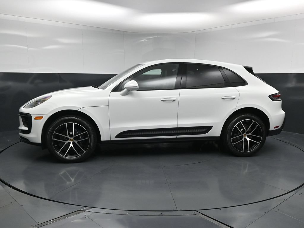 New 2026 Porsche Macan AWD/4WD image 2