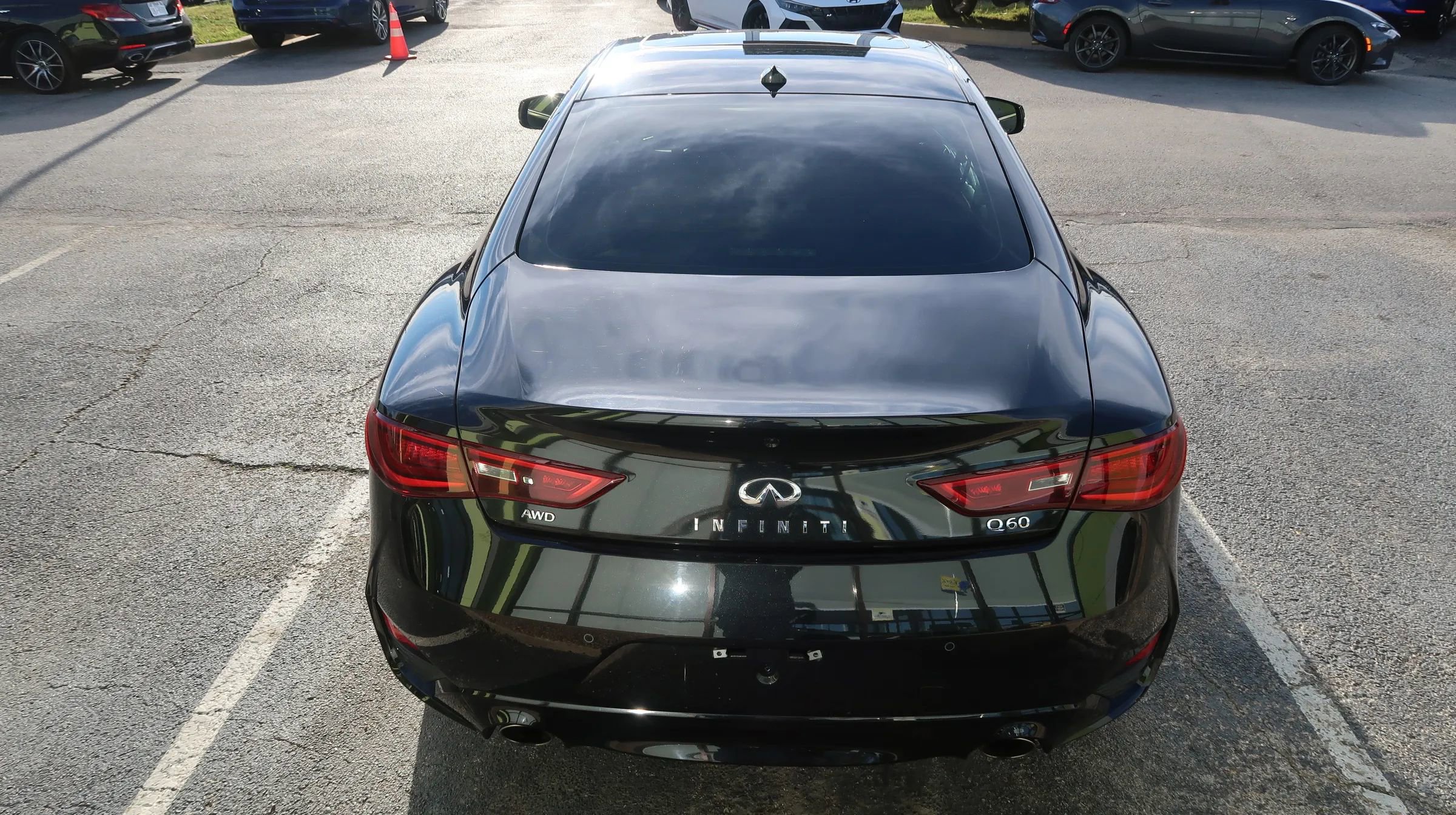 Used 2021 INFINITI Q60 3.0t Luxe w/ Essential Package AWD/4WD image 11