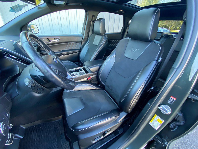 Certified 2022 Ford Edge ST w/ Equipment Group 401A image 20