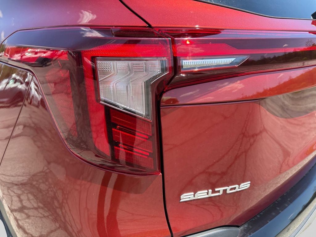 New 2026 Kia Seltos SX AWD/4WD image 21