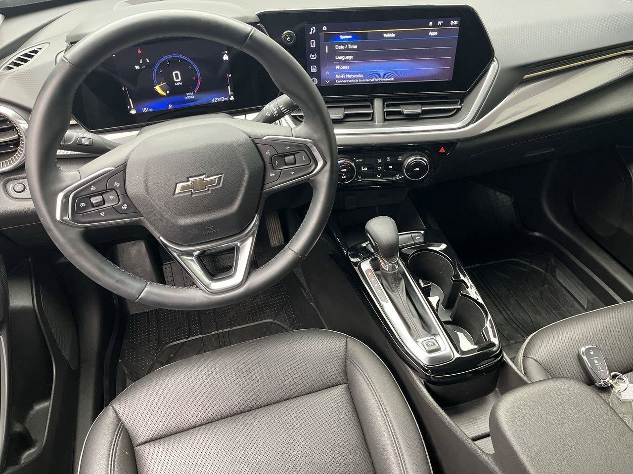 Used 2024 Chevrolet Trax ACTIV w/ Driver Confidence Package FWD image 12