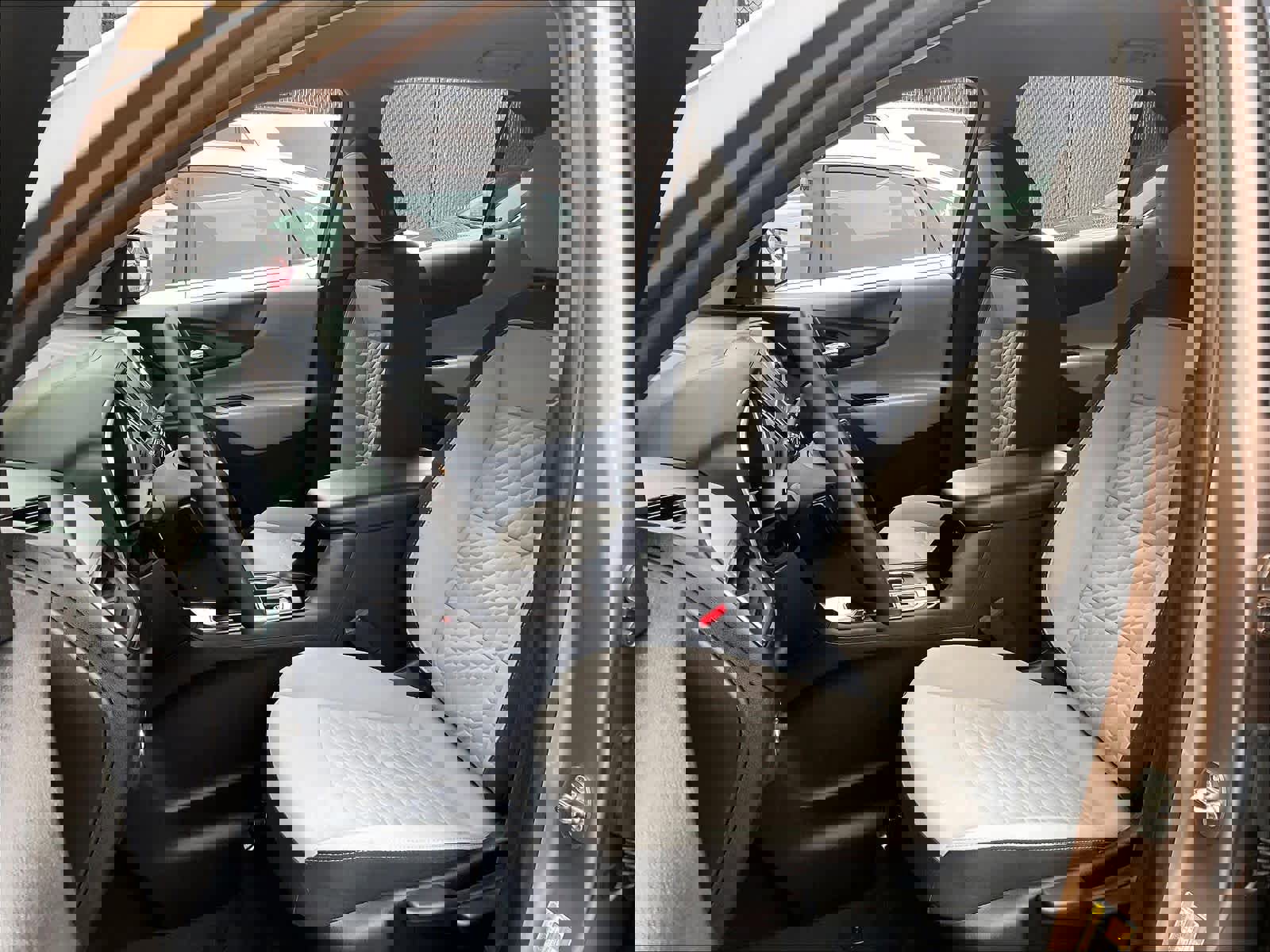 Used 2019 Chevrolet Equinox LS image 10