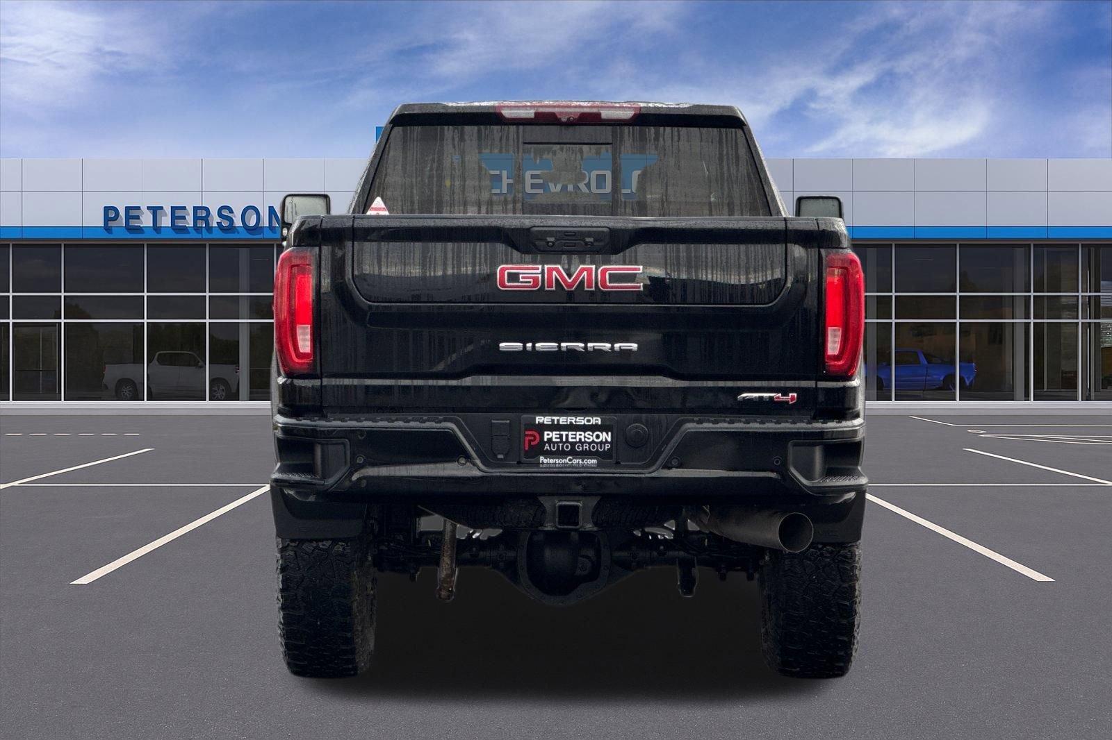 Used 2022 GMC Sierra 2500 AT4 w/ AT4 Premium Plus Package image 5