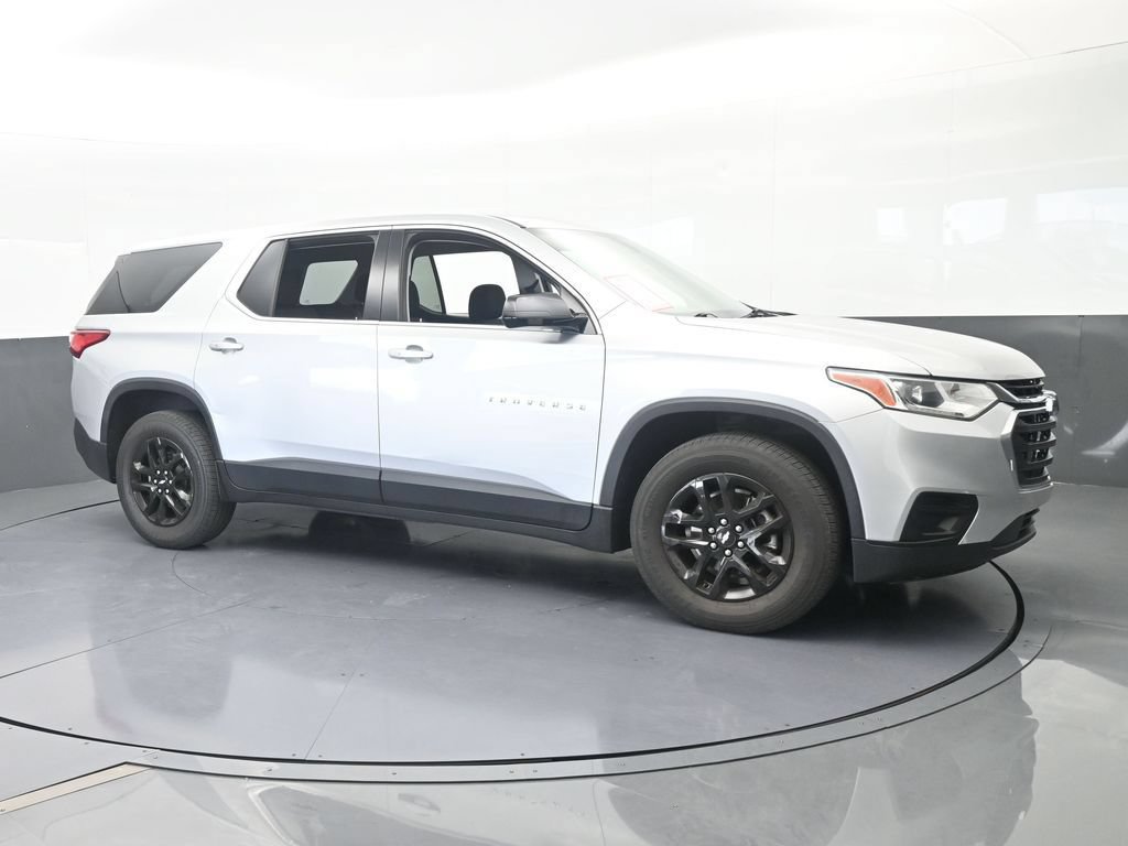 Used 2020 Chevrolet Traverse LS FWD image 8