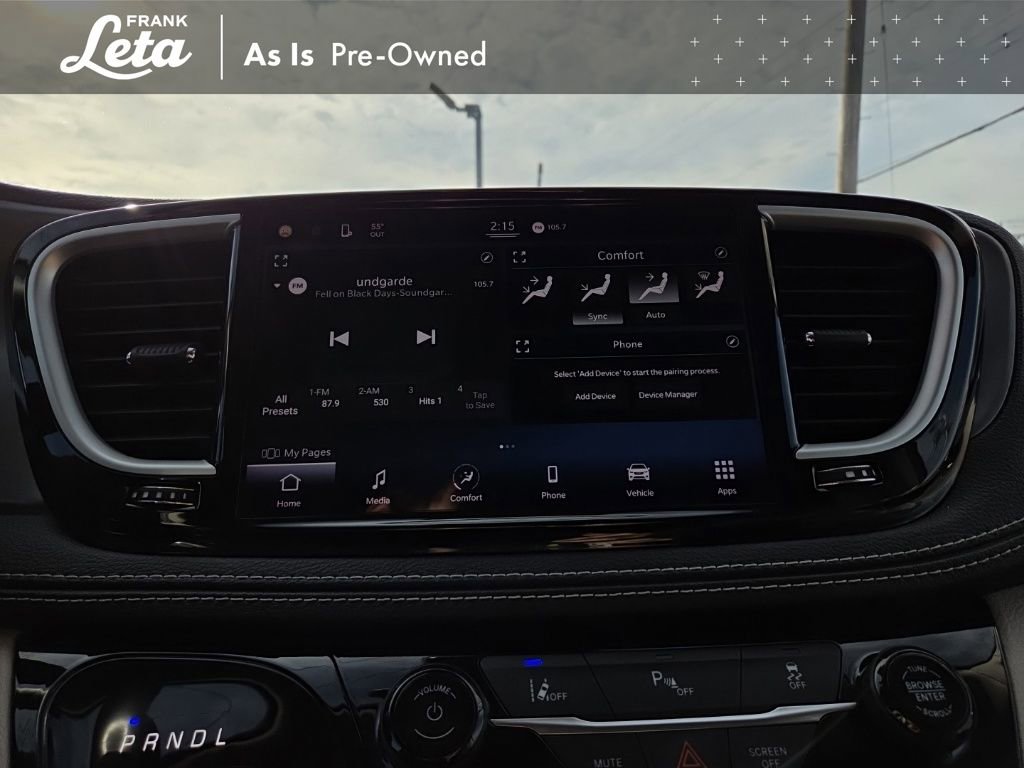 Used 2022 Chrysler Pacifica Touring-L image 18