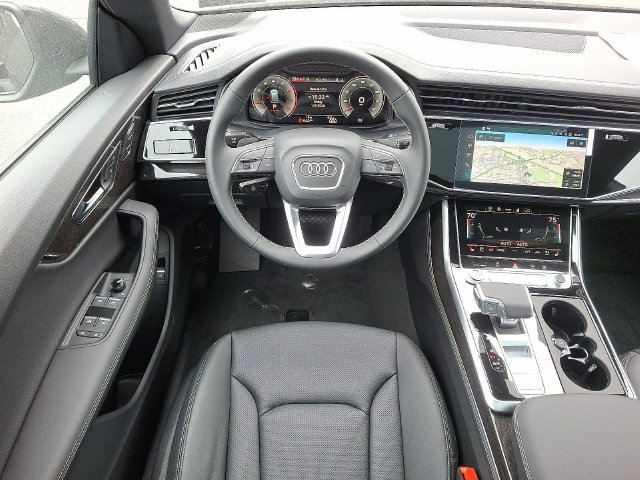 Used 2026 Audi Q8 Premium Plus AWD/4WD image 7