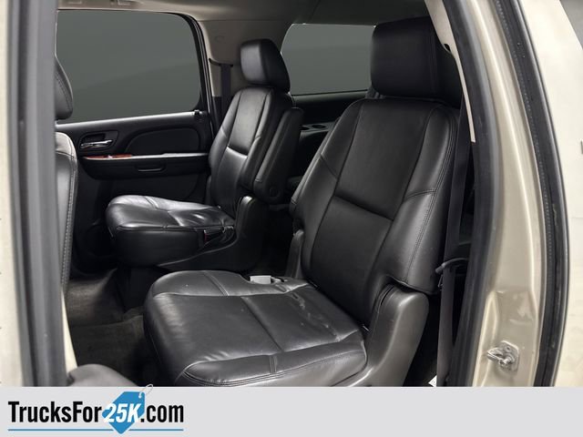 Used 2013 Chevrolet Suburban LTZ image 30