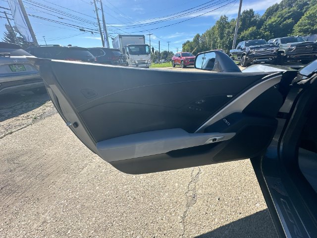 Used 2015 Chevrolet Corvette Stingray Convertible w/ 2LT Preferred Equipment Group RWD image 26