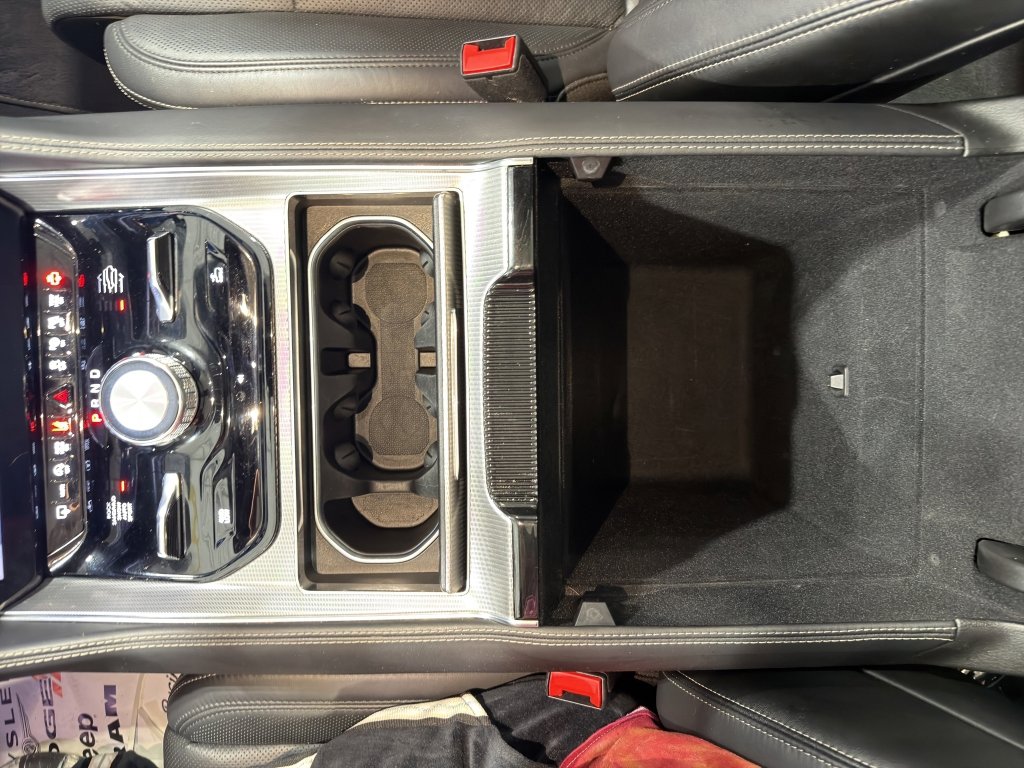 Used 2023 Jeep Grand Wagoneer L 4WD image 33