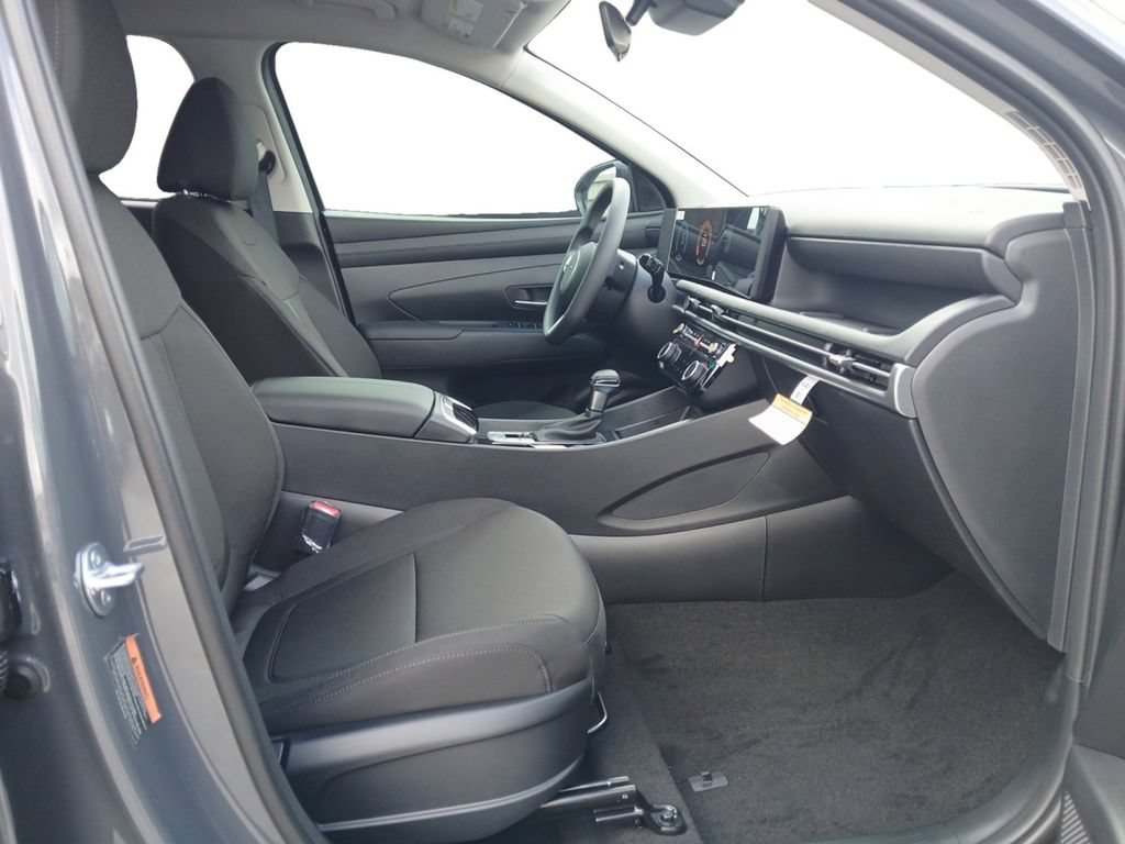 New 2026 Hyundai Tucson SEL FWD image 16