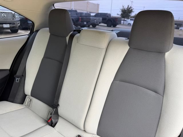 Used 2020 Toyota Corolla L FWD image 25