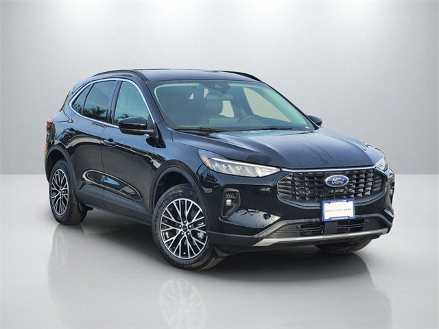 New 2025 Ford Escape SE