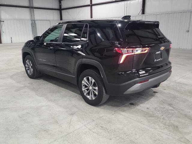 Used 2025 Chevrolet Equinox LT FWD image 3