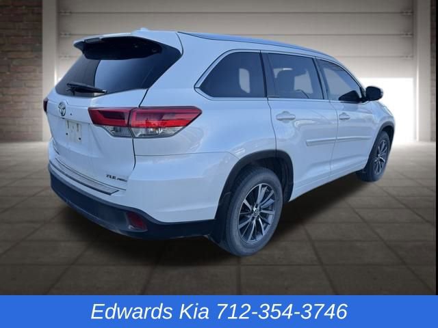 Used 2018 Toyota Highlander XLE w/ Protection Package #3 image 3