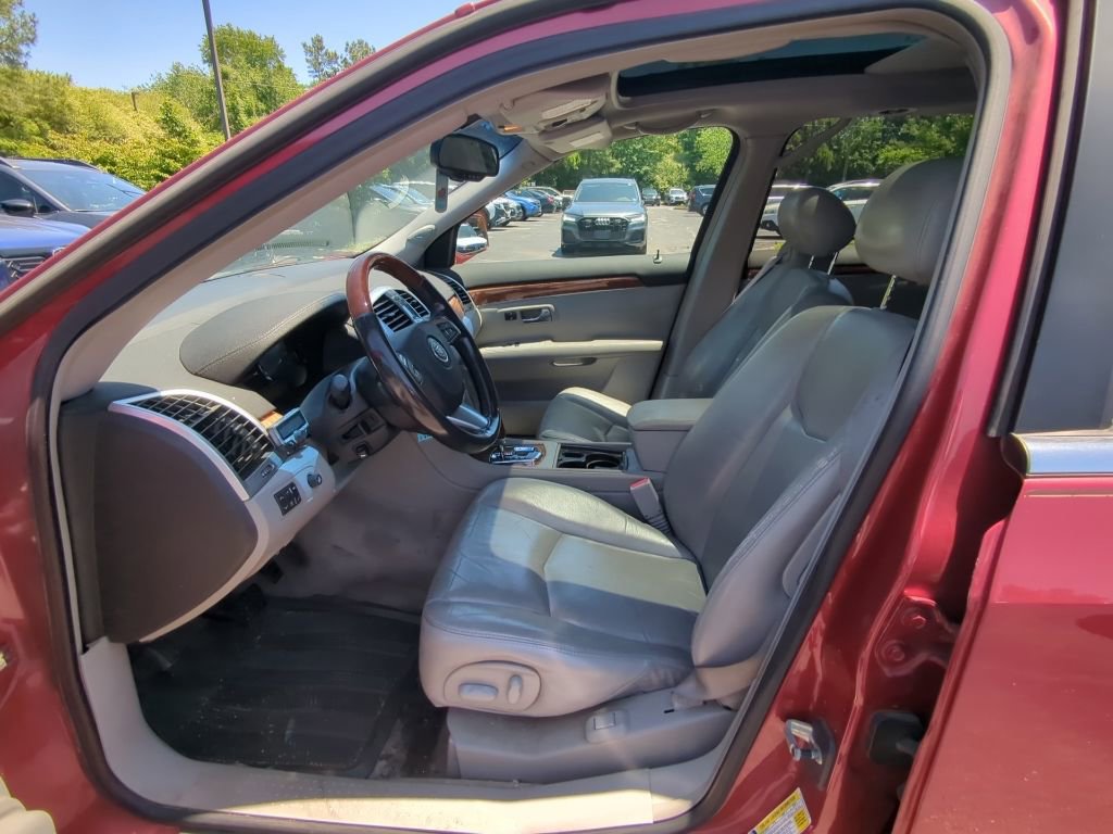 Used 2009 Cadillac SRX AWD V8 w/ Third Row Seating Package image 9