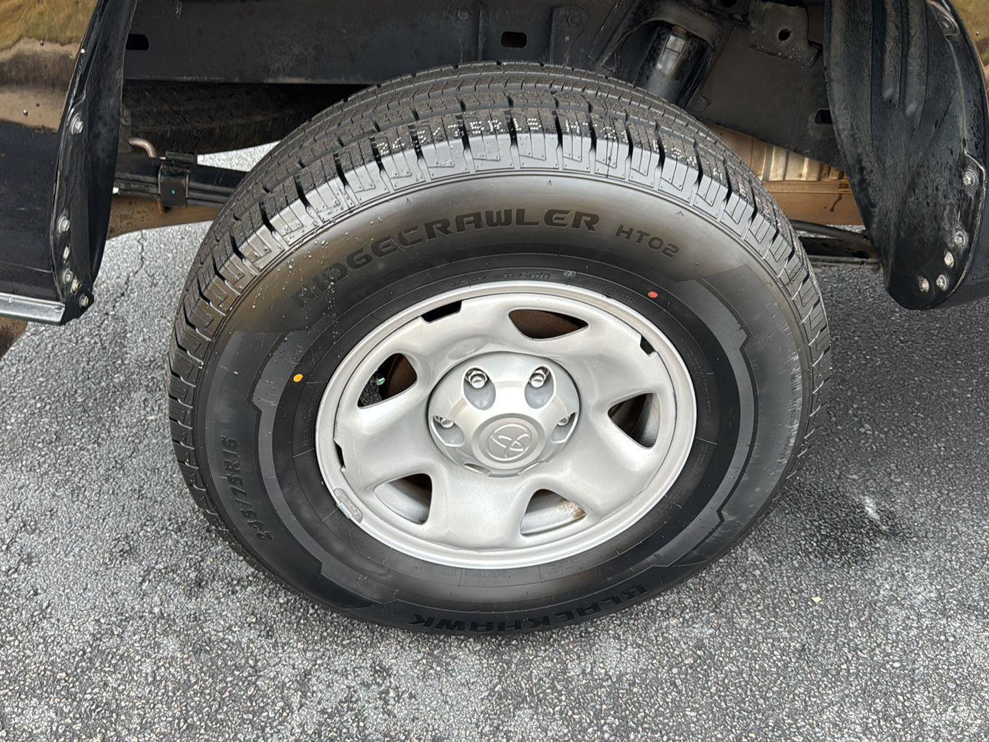 Used 2021 Toyota Tacoma SR w/ SR Convenience Package image 31