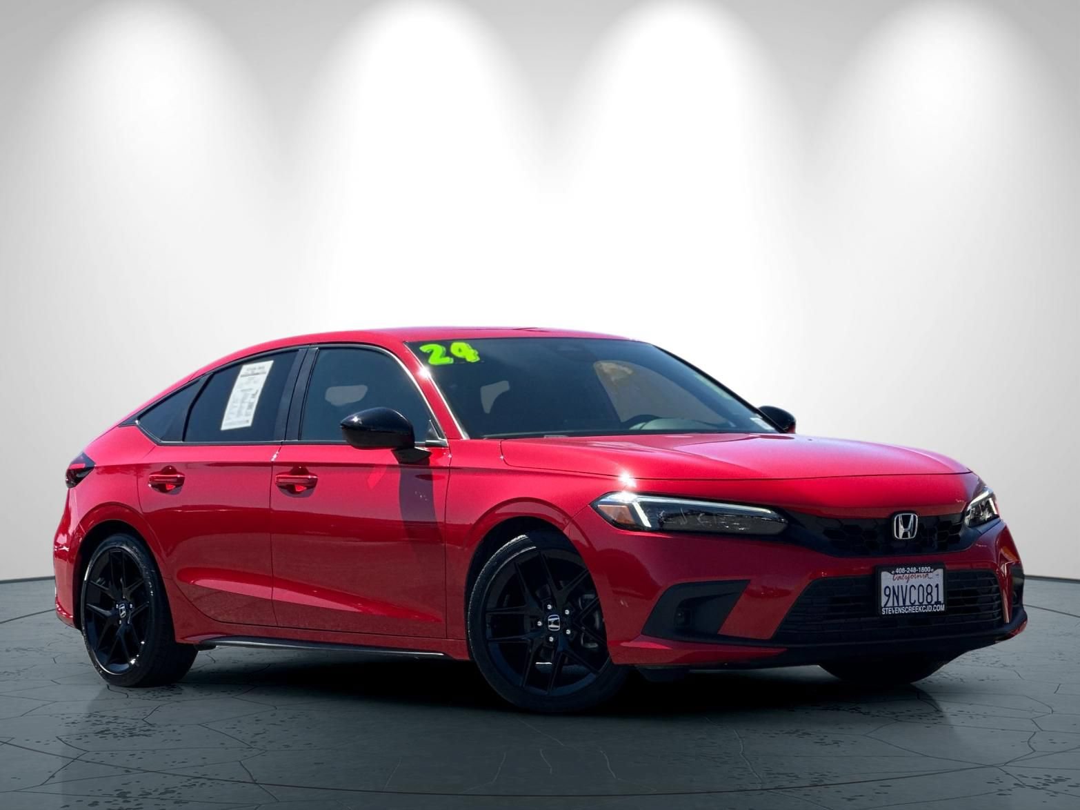 Used 2024 Honda Civic Sport image 2