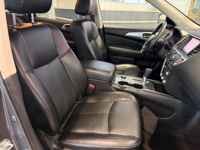 Used 2018 Nissan Pathfinder SL w/ SL Premium Package AWD/4WD image 10