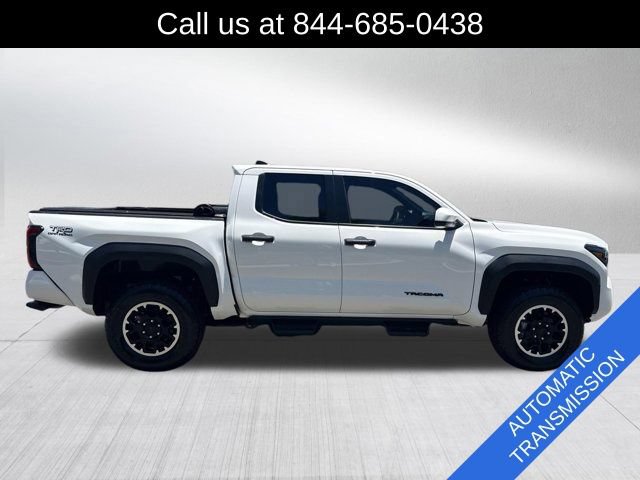 Used 2024 Toyota Tacoma TRD Off-Road AWD/4WD image 4