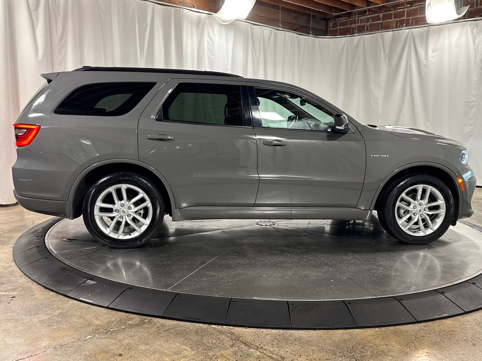 Used 2025 Dodge Durango R/T image 13