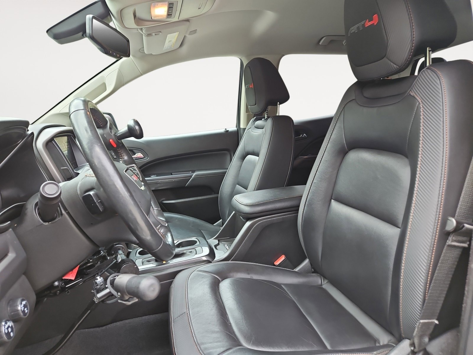 Used 2021 GMC Canyon AT4 image 9