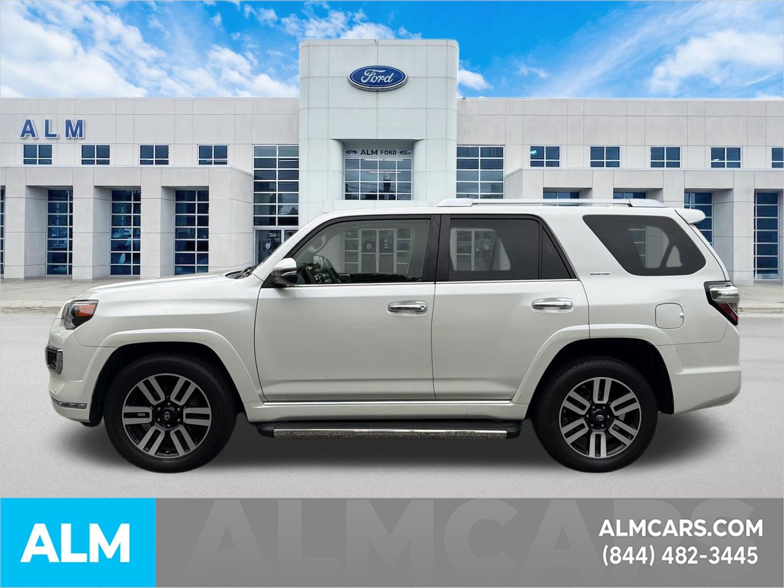 Used 2018 Toyota 4Runner Limited AWD/4WD image 9