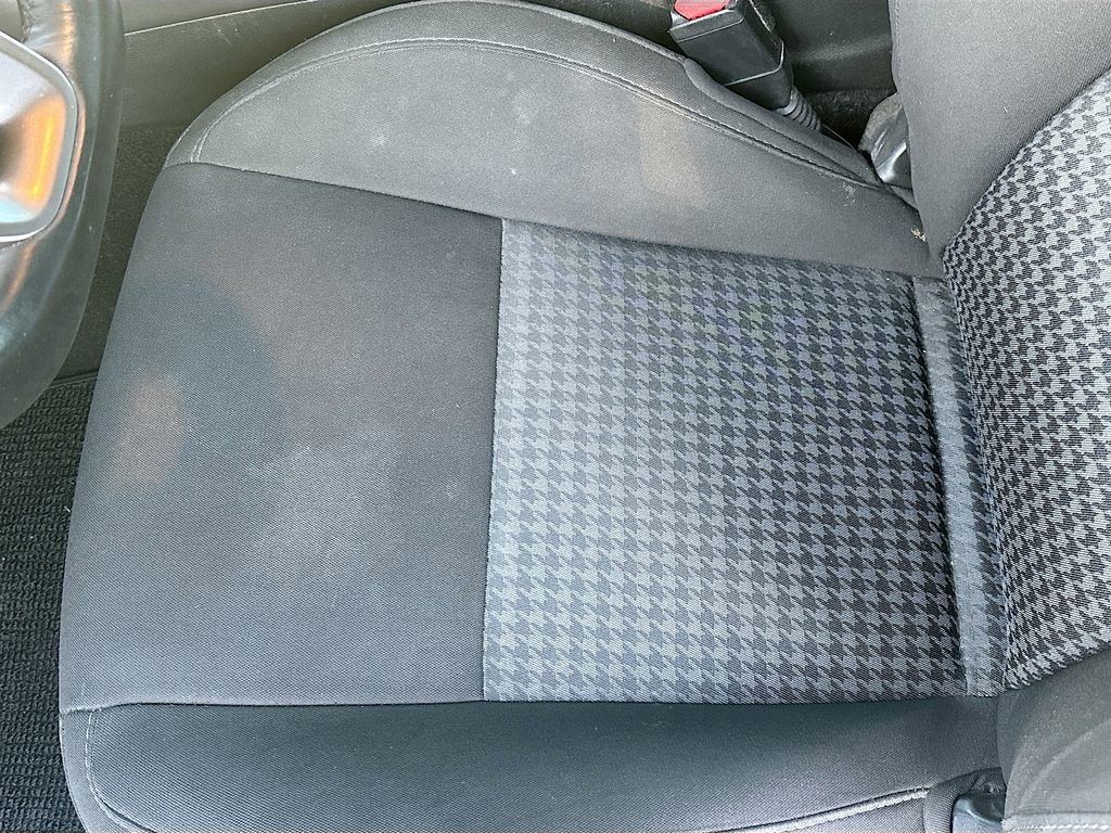 Used 2020 Dodge Challenger GT w/ Performance Handling Group image 23