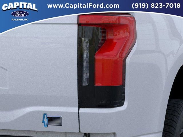 New 2025 Ford F150 Lightning Flash AWD/4WD image 21