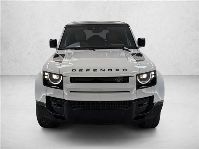 New 2026 Land Rover Defender 110 X-Dynamic SE image 3