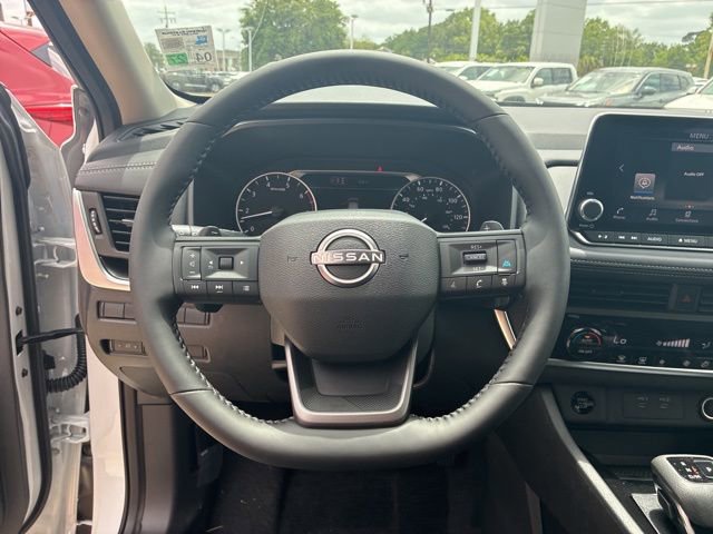 New 2026 Nissan Rogue SV FWD image 11