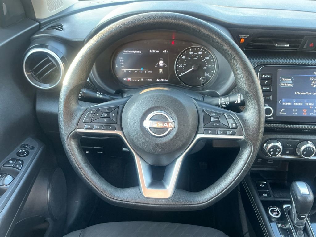 Used 2024 Nissan Kicks SV image 13
