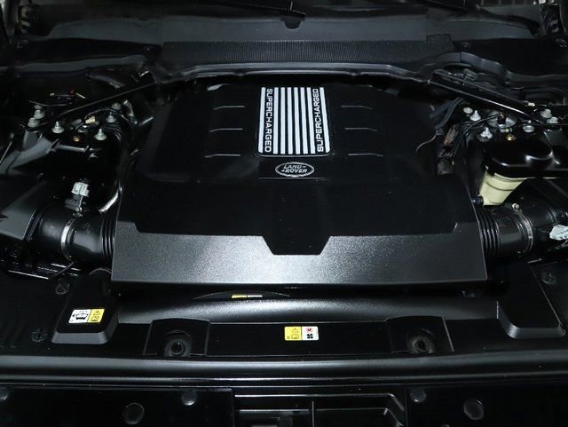 Used 2020 Land Rover Range Rover HSE image 36