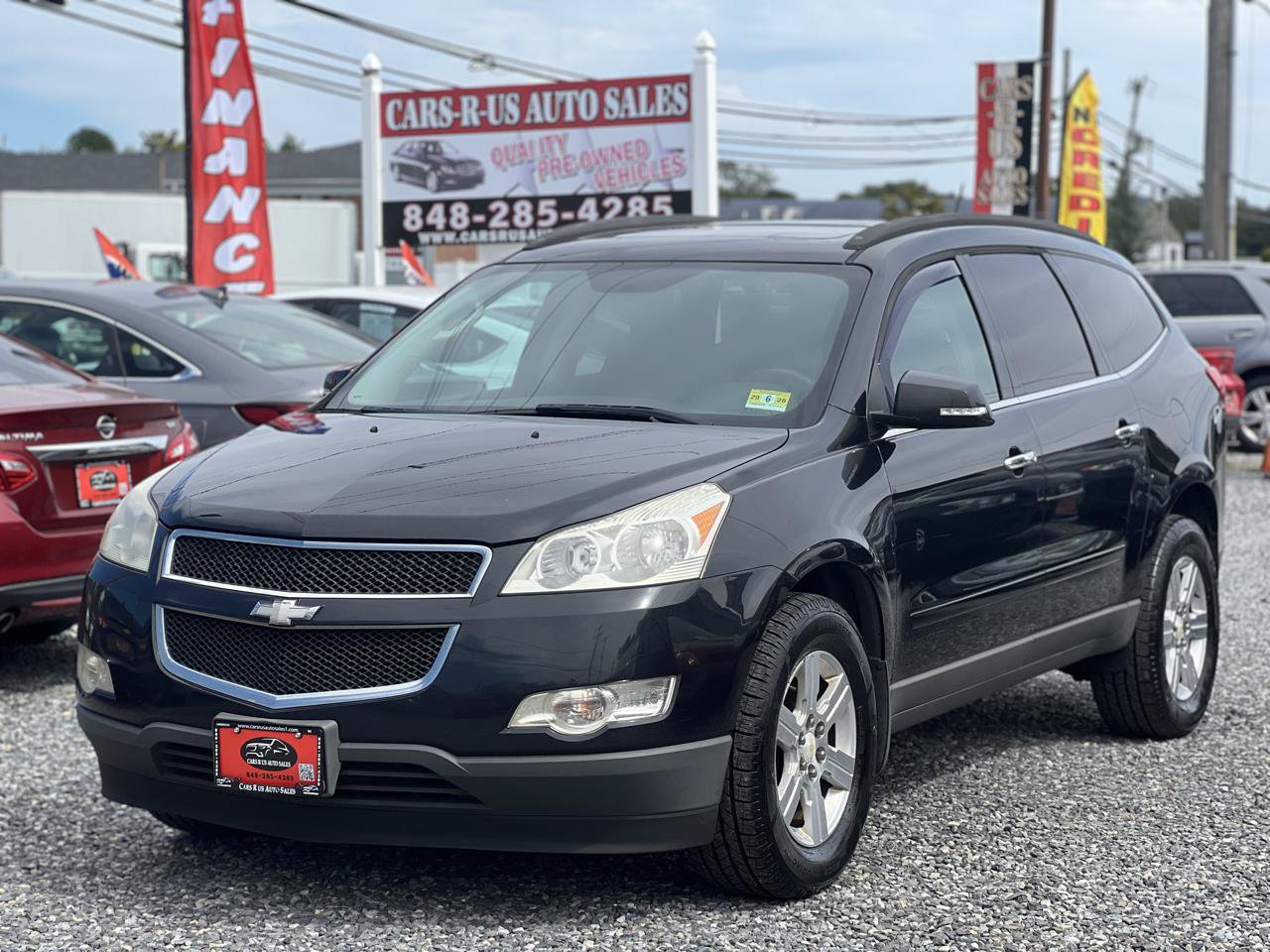 Used 2010 Chevrolet Traverse LT w/ Personal Connectivity Package FWD image 3
