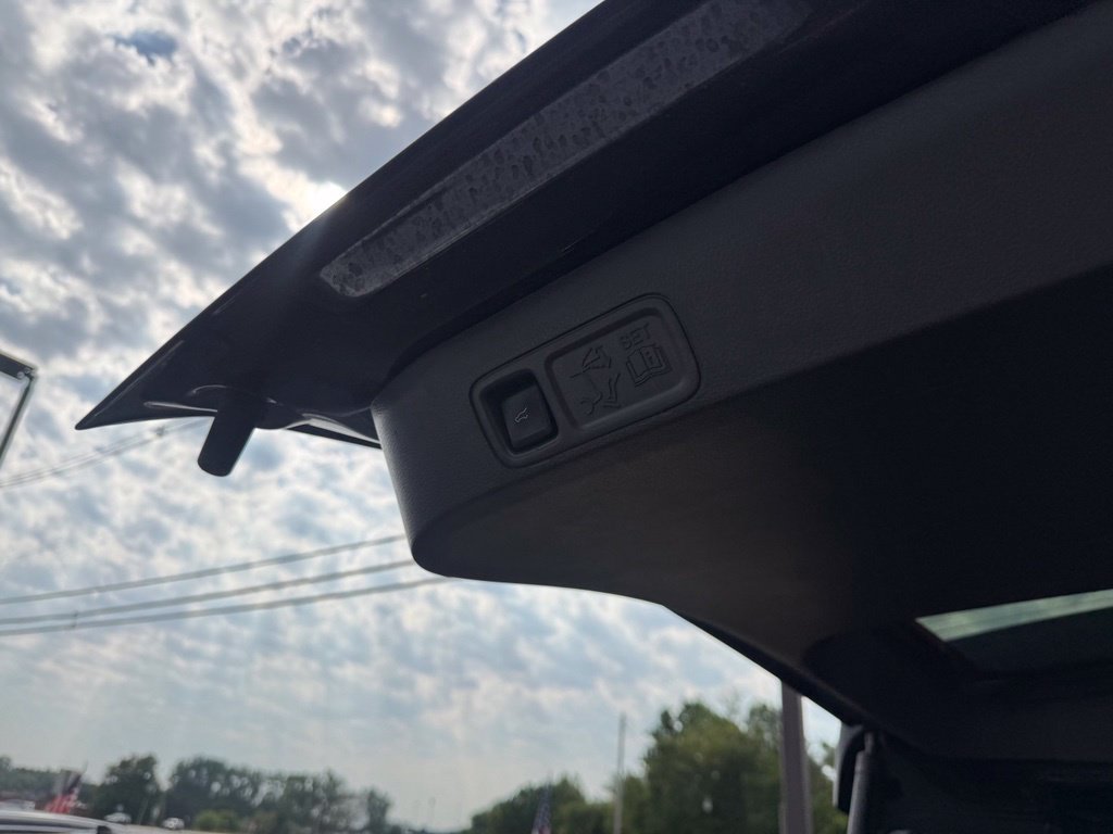 Used 2023 Lincoln Navigator Reserve AWD/4WD image 19