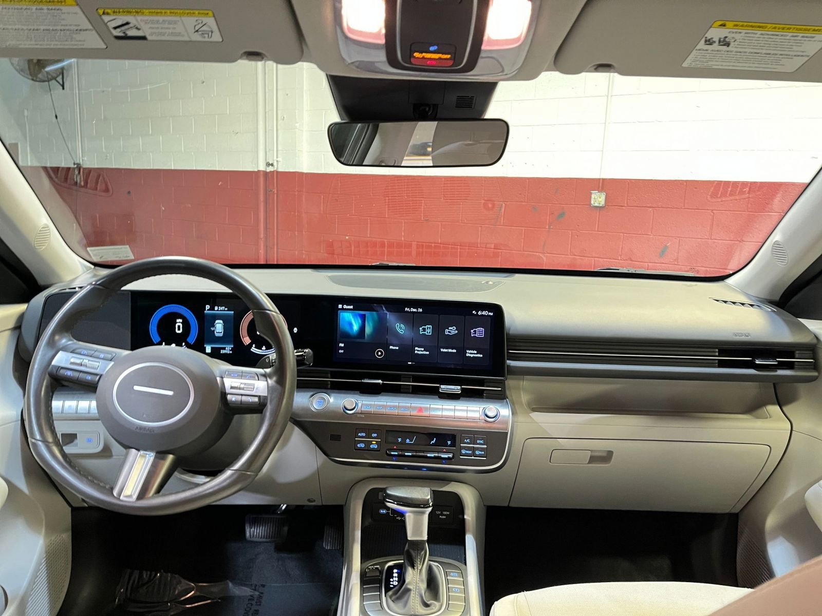 Used 2025 Hyundai Kona SEL image 33