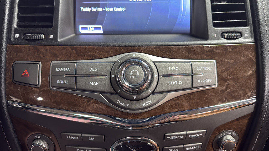 Used 2016 INFINITI QX80 4WD w/ Signature Edition Package image 29