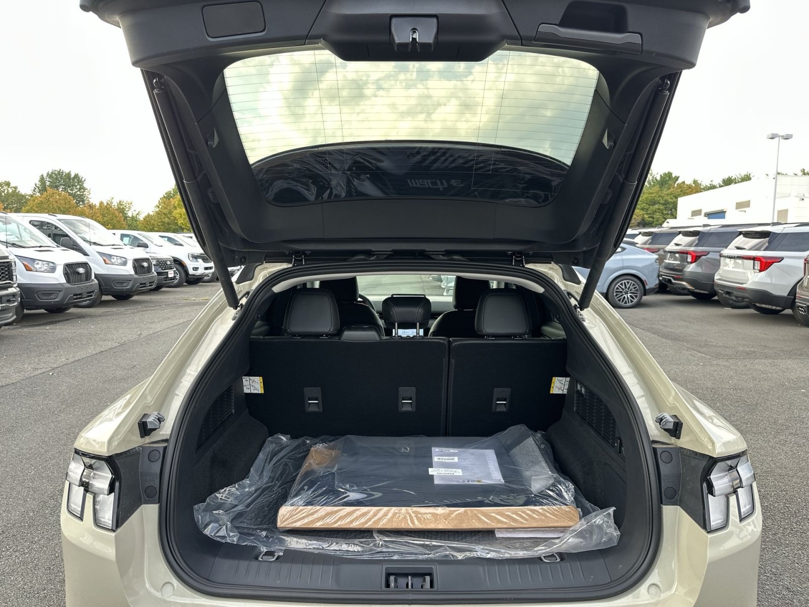 New 2026 Ford Mustang Mach-E Premium w/ Technology Package AWD/4WD image 26