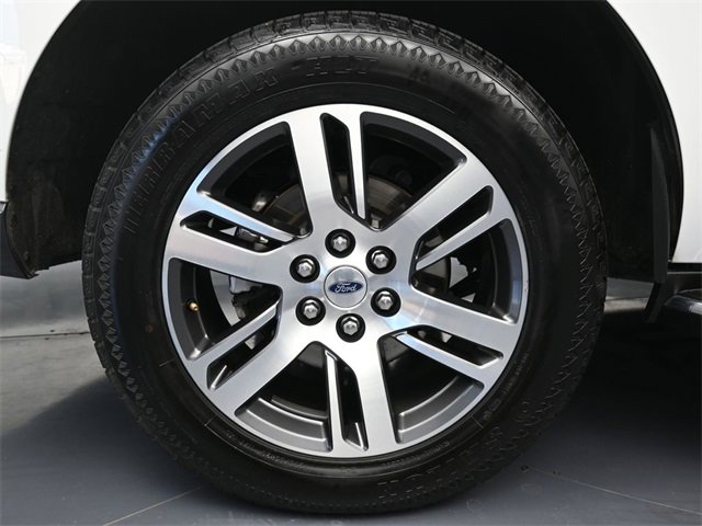 Used 2022 Ford Expedition Limited image 9